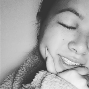 Meet your Posher, Paola